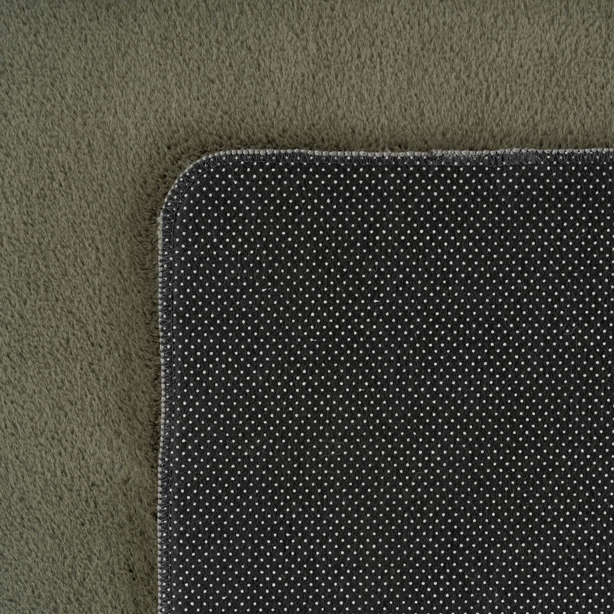 Amber 1400 khaki · Kuschelweicher Hochflor-Teppich