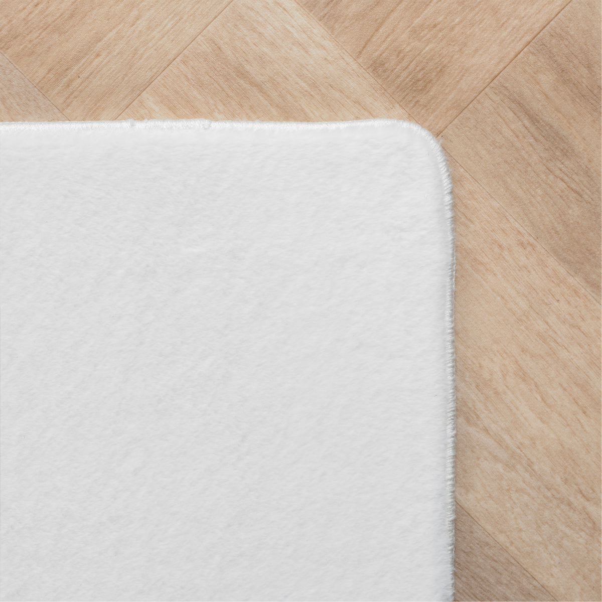 Amber 1400 weiß · Kuschelweicher Hochflor-Teppich