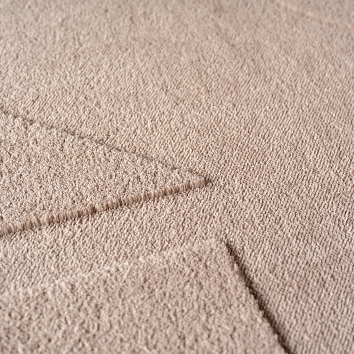Pia 1614 beige · Moderner Teppich mit abstraktem Reliefmuster