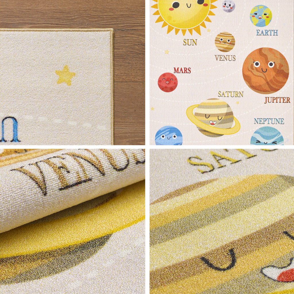 Play 2019 beige · Kinderteppich mit Planeten