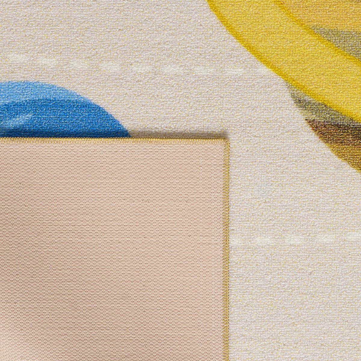 Play 2019 beige · Kinderteppich mit Planeten
