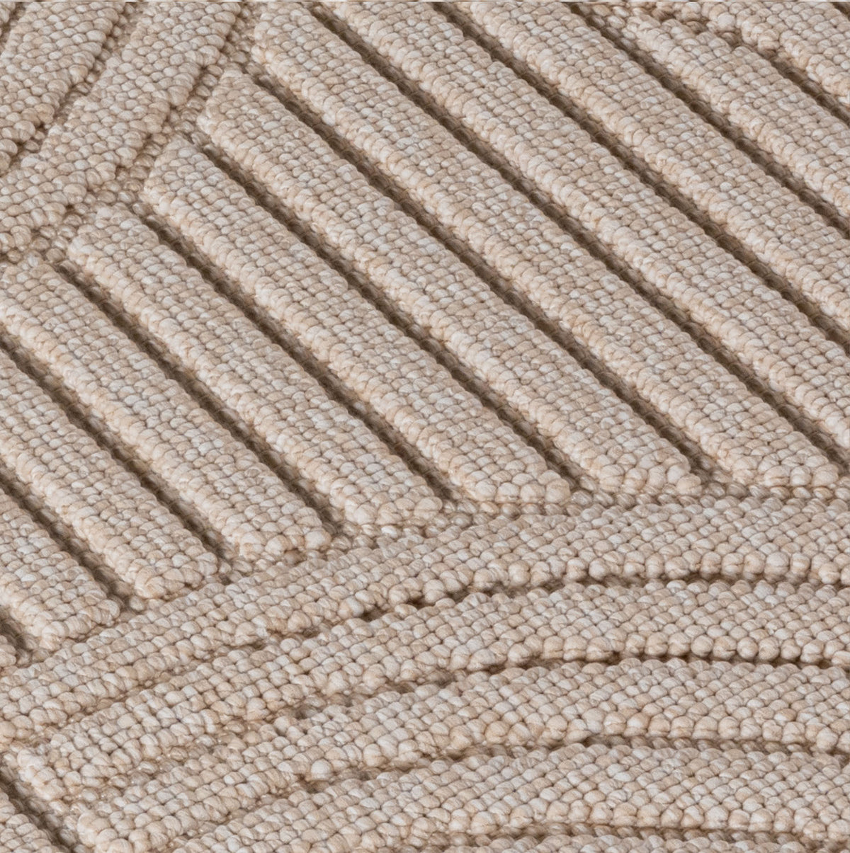 Hira 2201 beige · Moderner Teppich mit geometrischem Strukturdesign