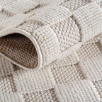 Hira 2203 creme · Moderner Strukturteppich mit geometrischem 3D-Rautenmuster