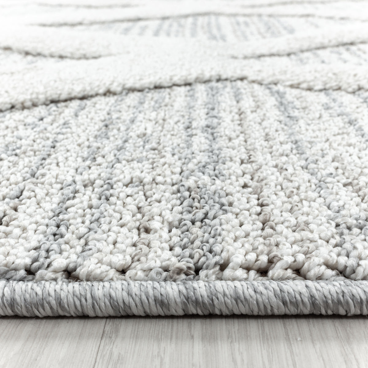 Palmira 4703 grau · Moderner Teppich mit Ethno-Muster