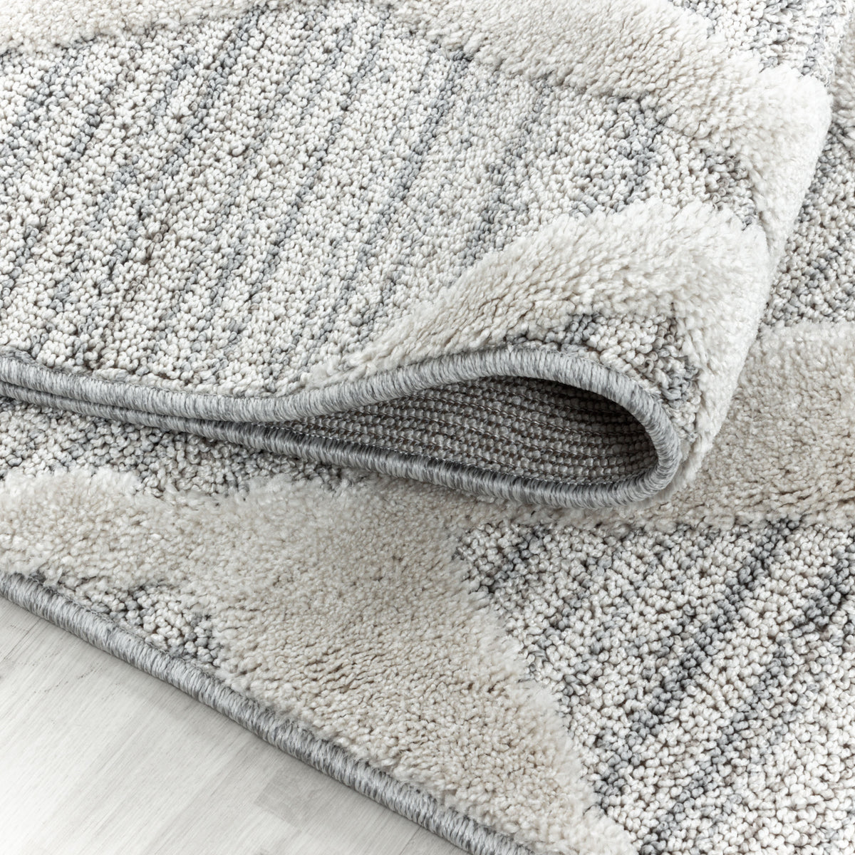 Palmira 4703 grau · Moderner Teppich mit Ethno-Muster