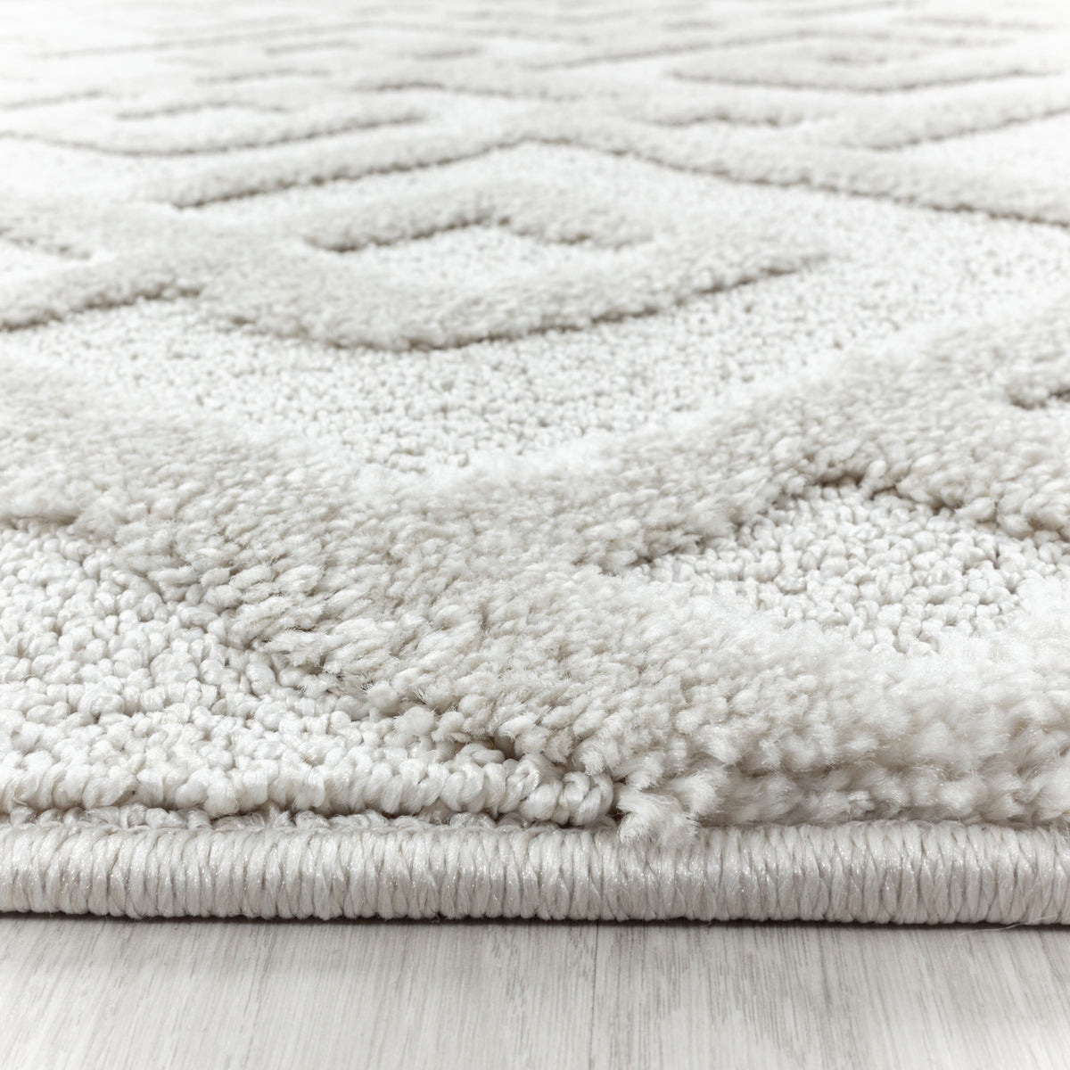 Palmira 4708 creme · Moderner Teppich mit Ethno-Muster