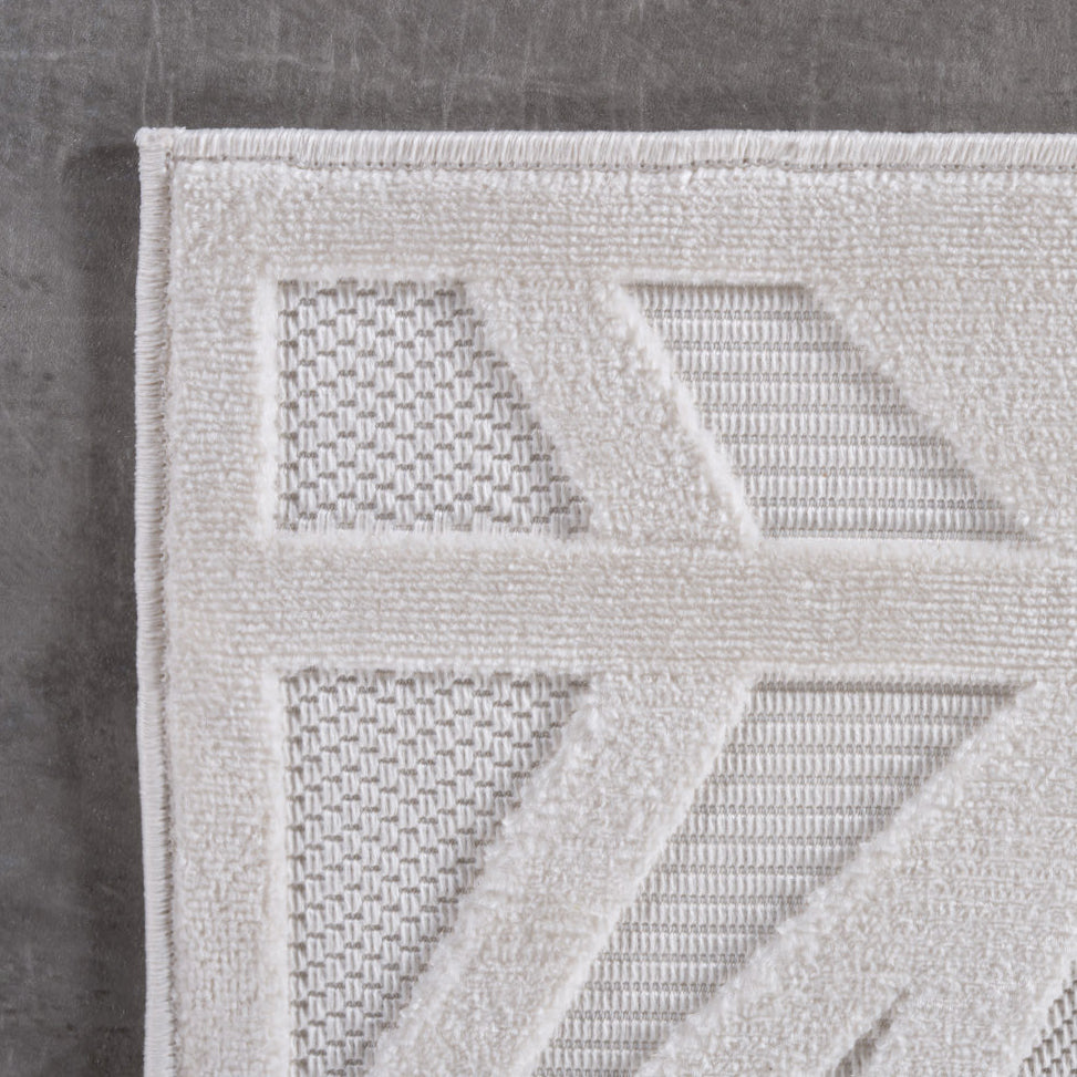 Desi 1655 creme · Elegantes Reliefdesign in 3D