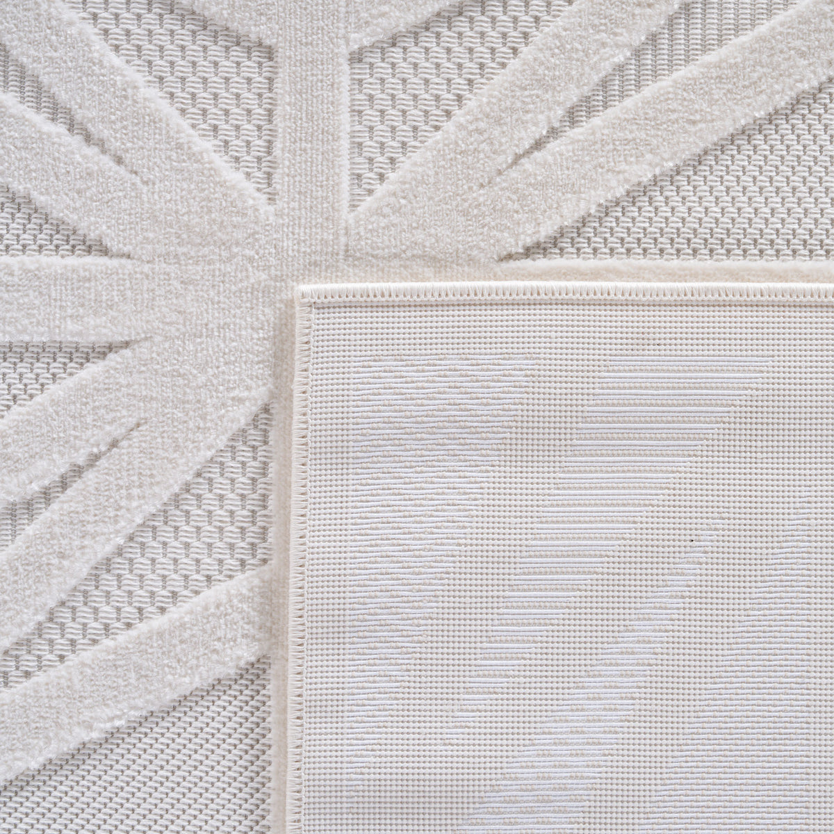 Desi 1655 creme · Elegantes Reliefdesign in 3D